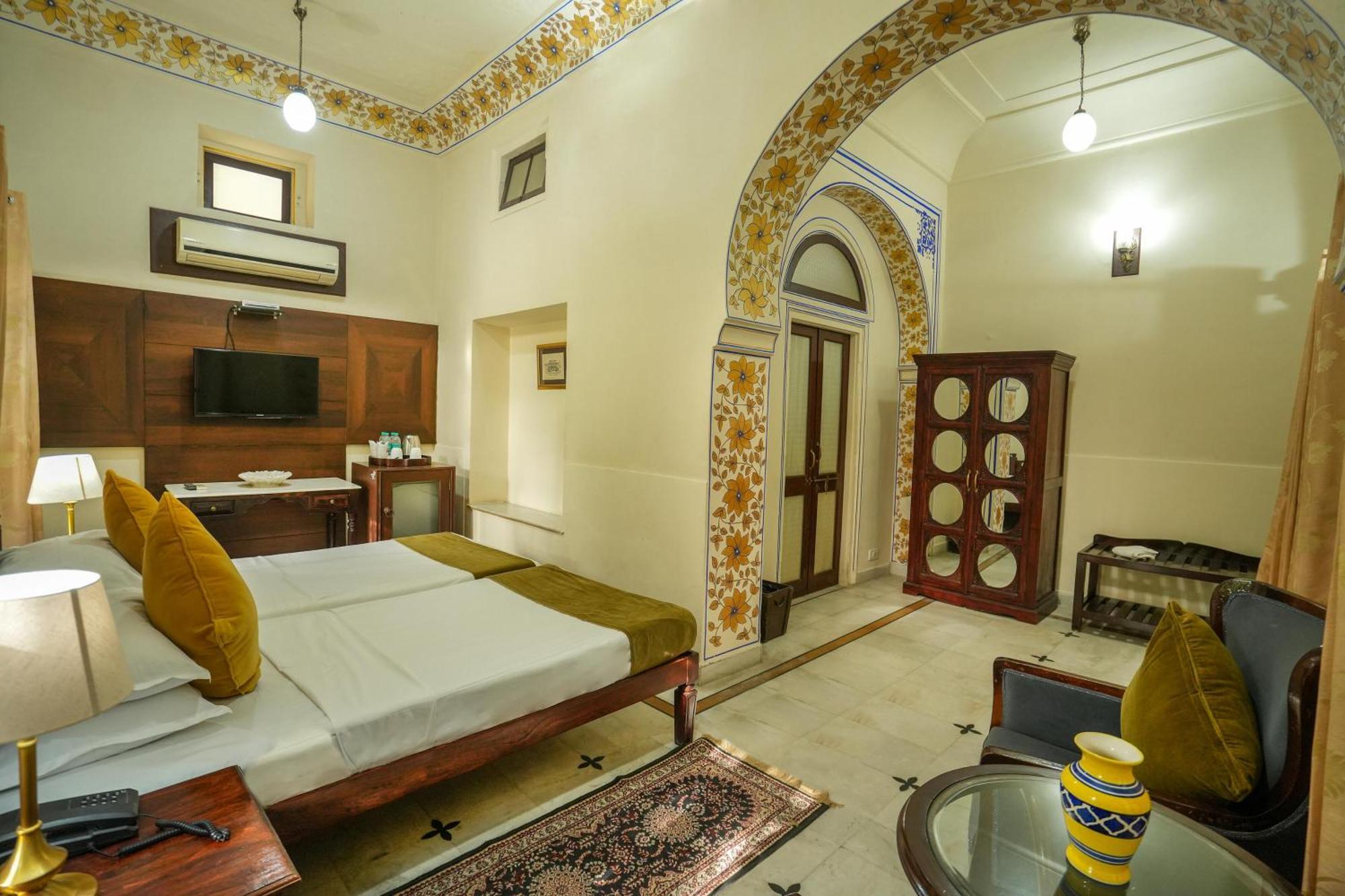 Diggi Palace - A City Center Hidden Heritage Gem Jaipur Eksteriør bilde